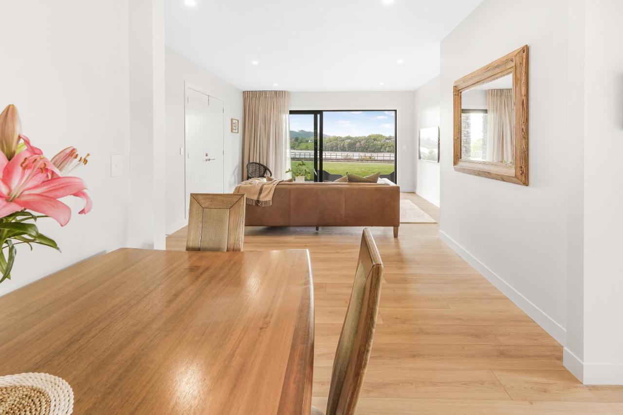 Lakeside Karapiro Downstairs Apartment Cambridge Bagian luar foto